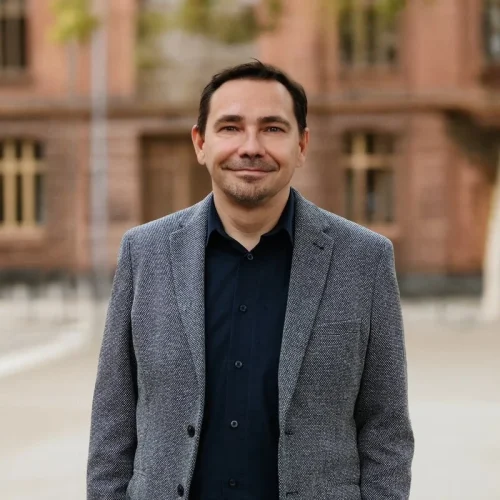 Daniel Erbe – Geschäftsführer der LECTOR Sprachschule Daniel Erbe, Geschäftsführer der LECTOR Sprachschule am Standort Völklingen